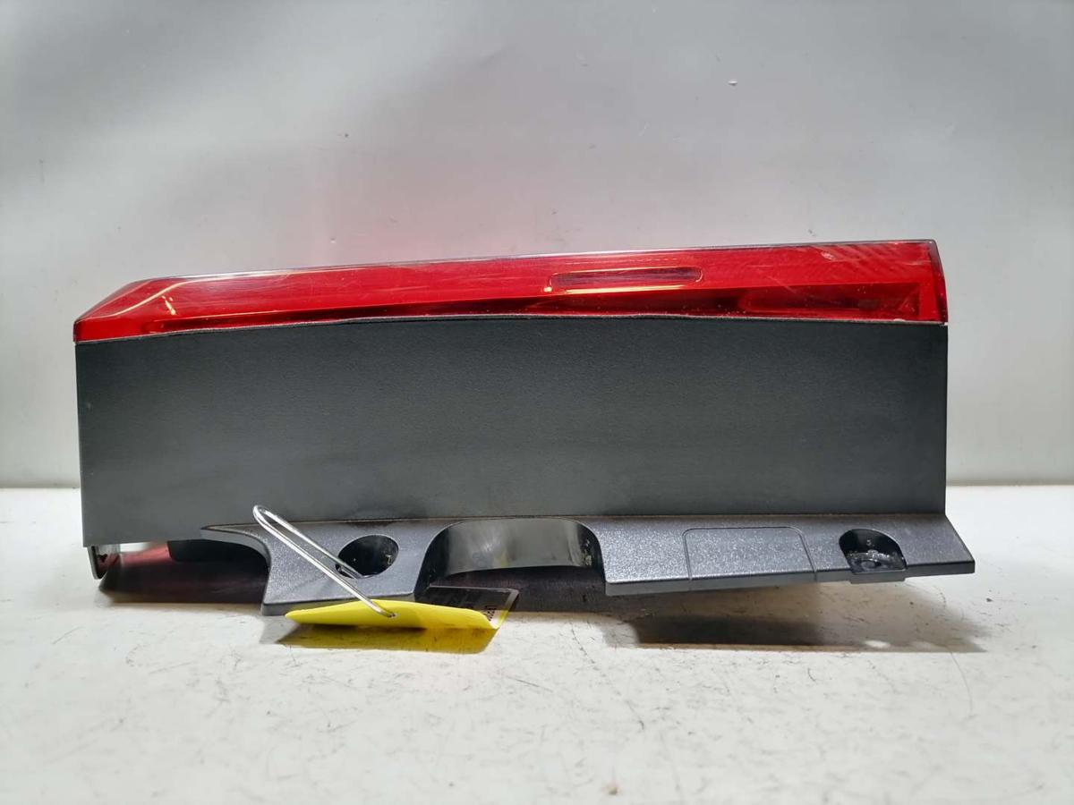 Mercedes Vito 447 original R&uuml;cklicht R&uuml;ckleuchte Schlussleuchte rechts Facelift Bj.2022